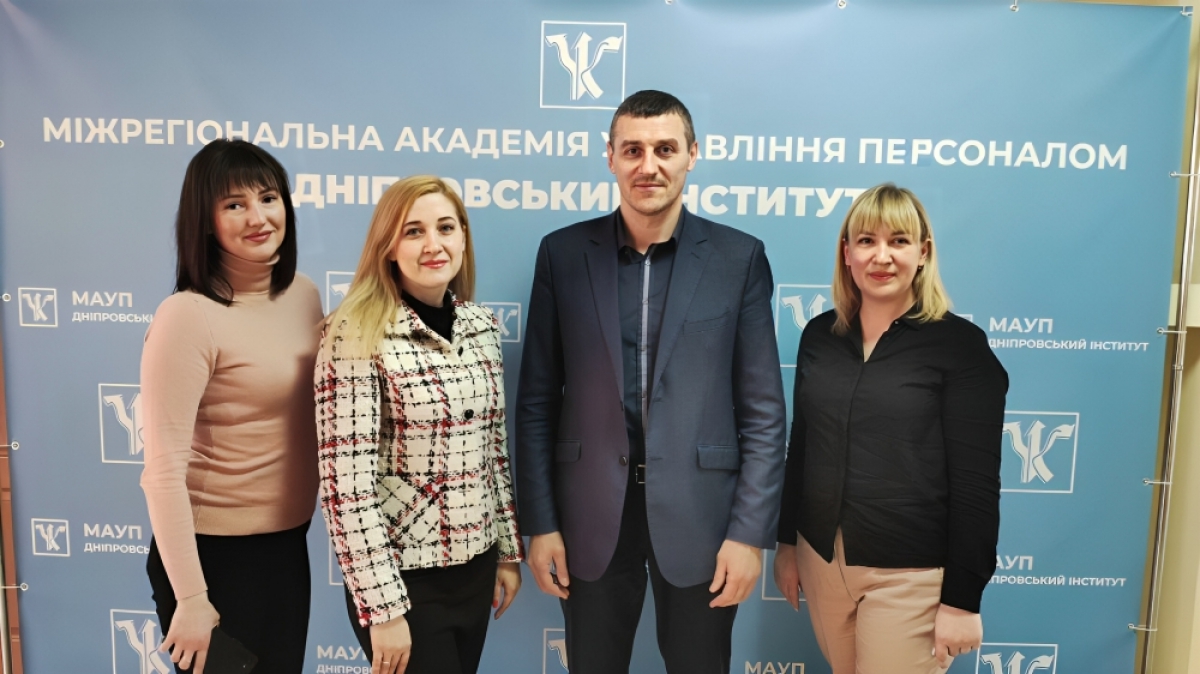 Dnipro Institute and Sense Bank signed a memorandum of strategic cooperation